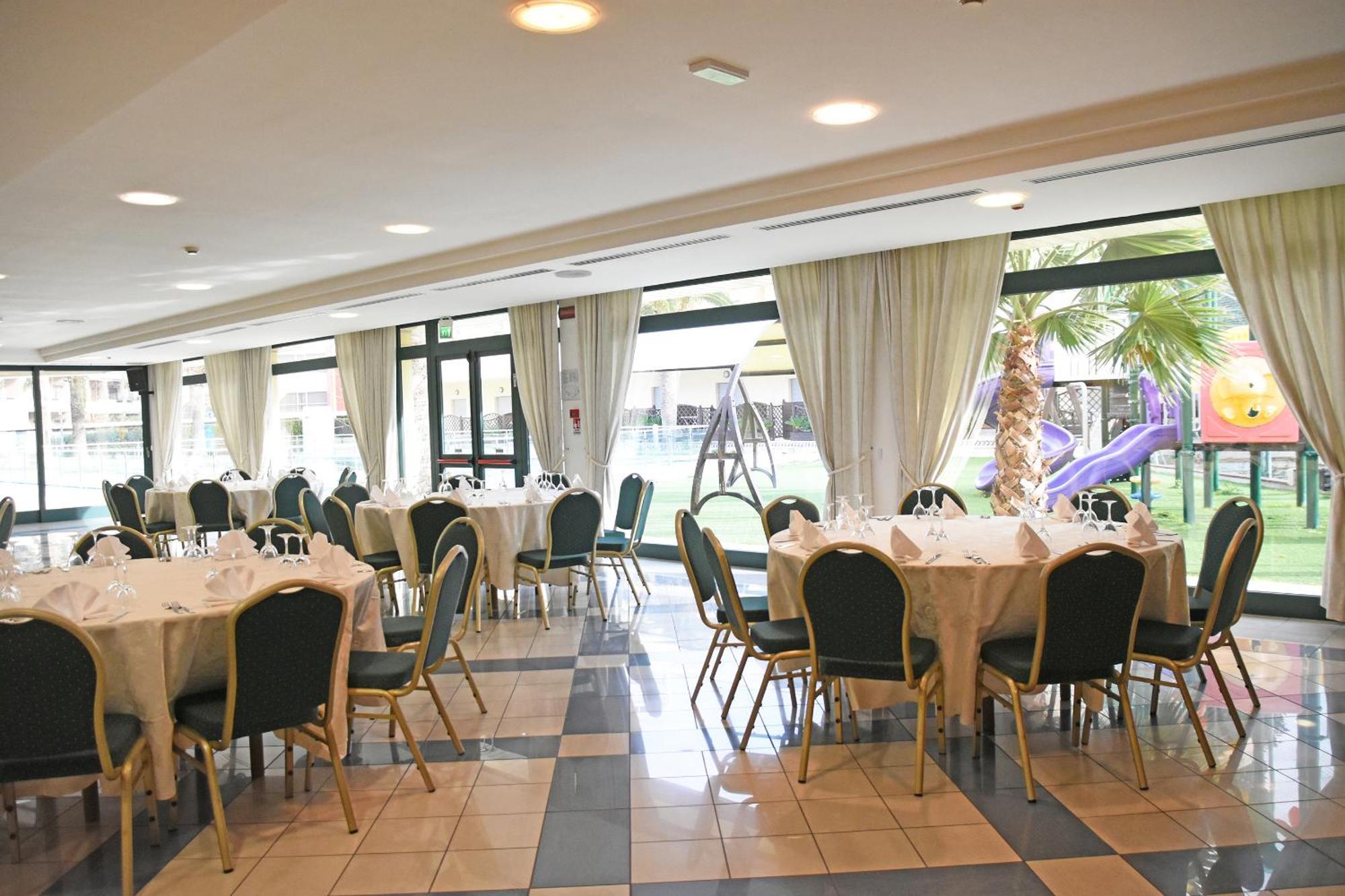 Park Hotel&Dependance Martinsicuro Extérieur photo